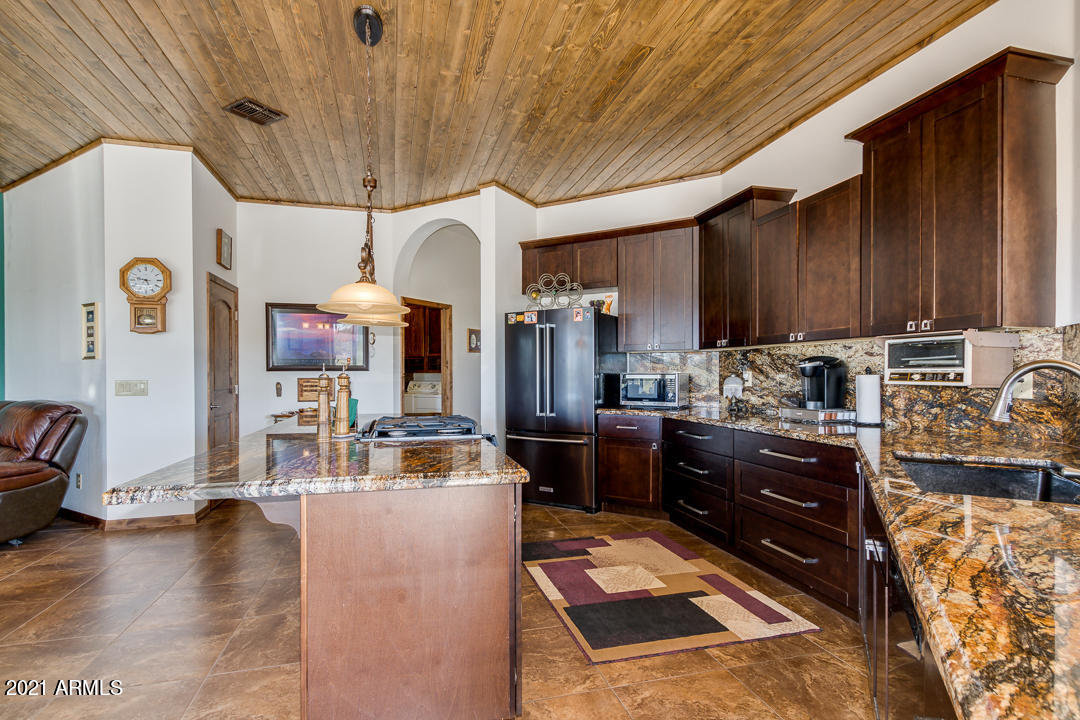 4280 North Cactus Road Apache Junction, AZ 85119 - Photo 14 of 43 14-Cactus