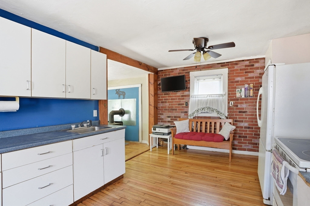 13 Clapp Road Hanover, MA 02339 - Photo 11 of 33