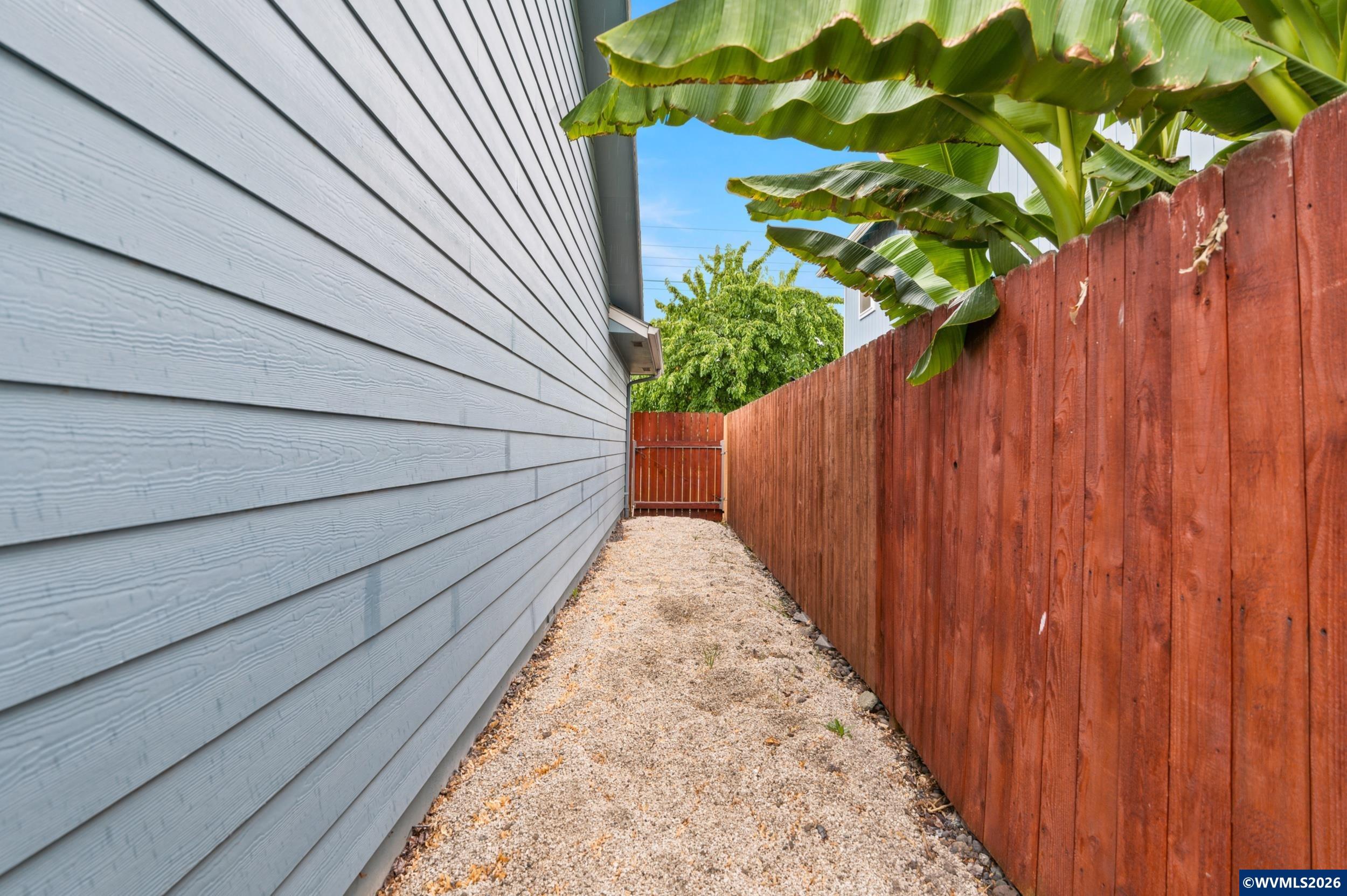 278 Edwards Road South Monmouth, OR 97361 - Photo 40 of 47