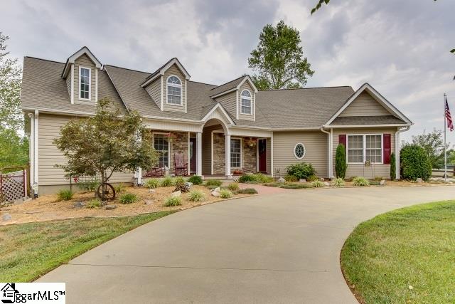 1204 South Barton Road Taylors, SC 29687 - Photo 2 of 35