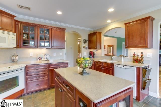 1204 South Barton Road Taylors, SC 29687 - Photo 4 of 35