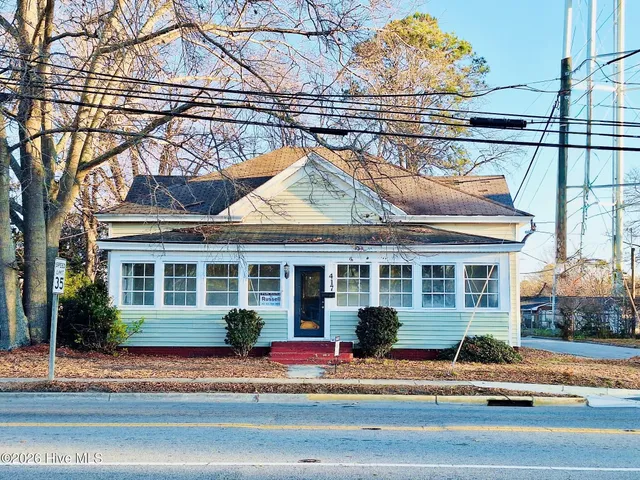 $1,750 | 417 West 3rd Street, Ayden, NC 28513