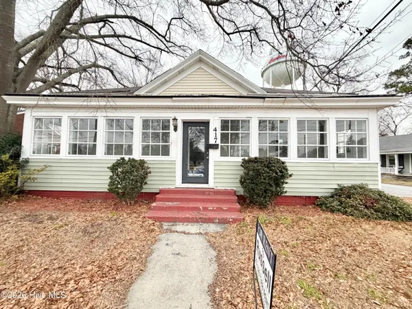 $1,700 | 417 West 3rd Street, Ayden, NC 28513