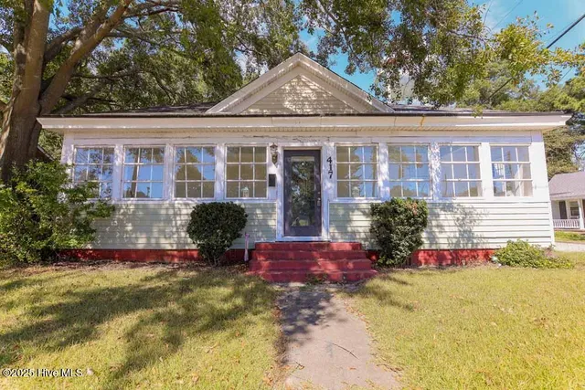 $1,750 | 417 West 3rd Street, Ayden, NC 28513