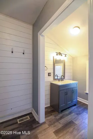 $1,750 | 417 West 3rd Street, Ayden, NC 28513