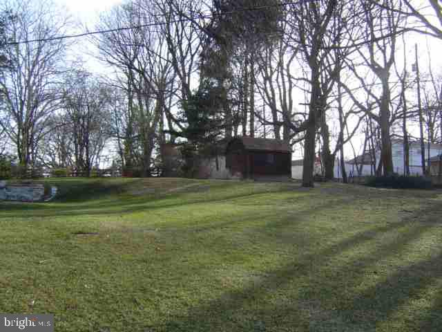37 Golf View Road Camp Hill, PA 17011 - Photo 8 of 9 Gallery Image 8