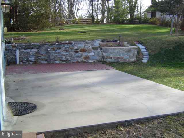 37 Golf View Road Camp Hill, PA 17011 - Photo 9 of 9 Gallery Image 9