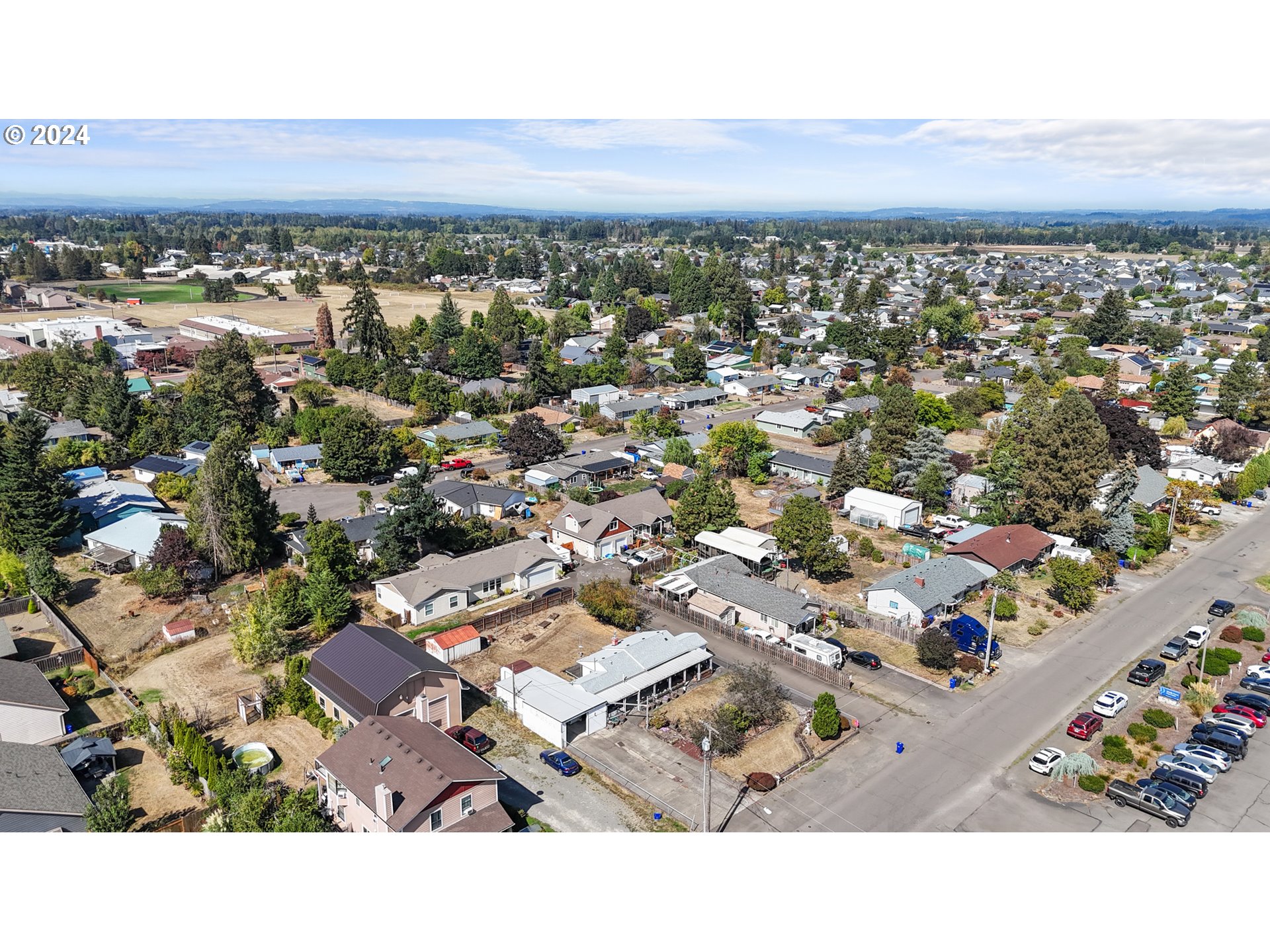 300 Ridings Avenue Molalla, OR 97038 - Photo 33 of 36 an aerial view of a city