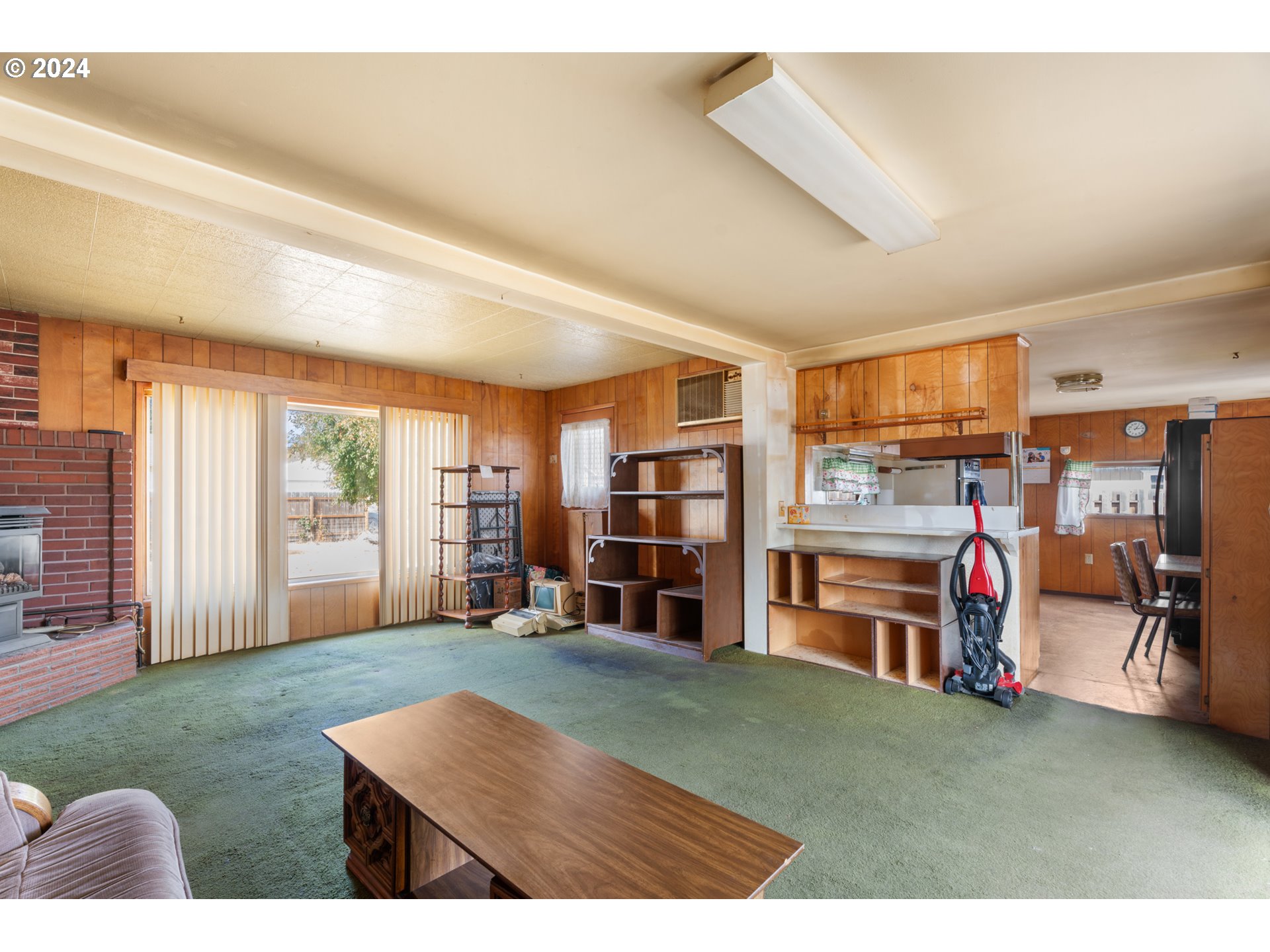 300 Ridings Avenue Molalla, OR 97038 - Photo 9 of 36 a living room with lots of furniture and a wooden floor
