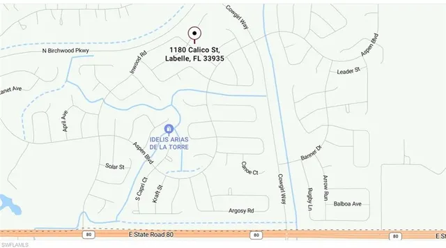 a black and white photo of a mirror