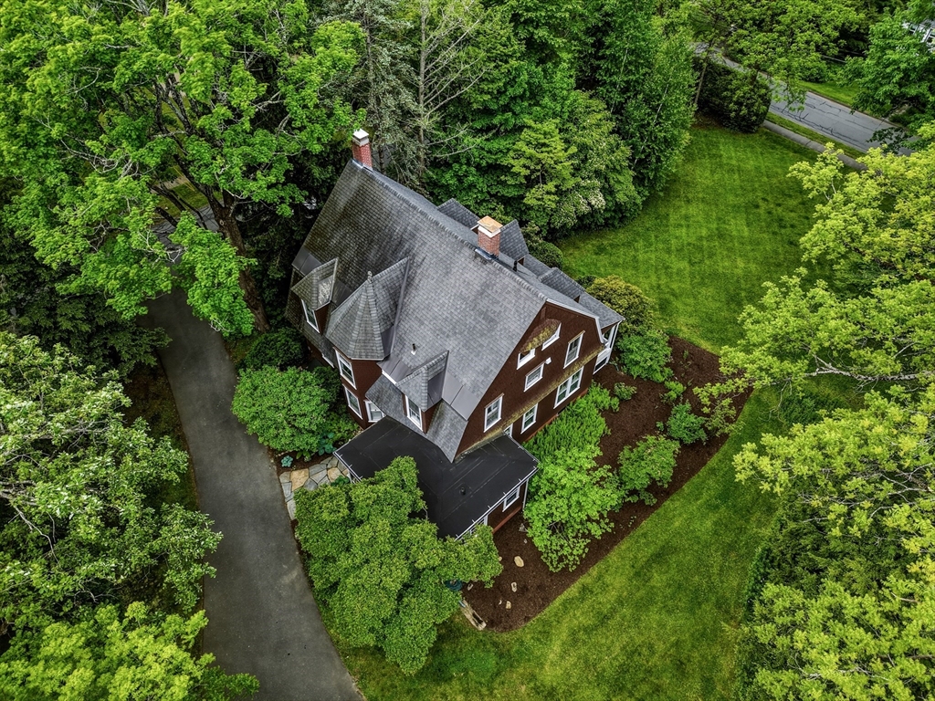 91 Sunset Avenue Amherst, MA 01002 - Photo 8 of 42