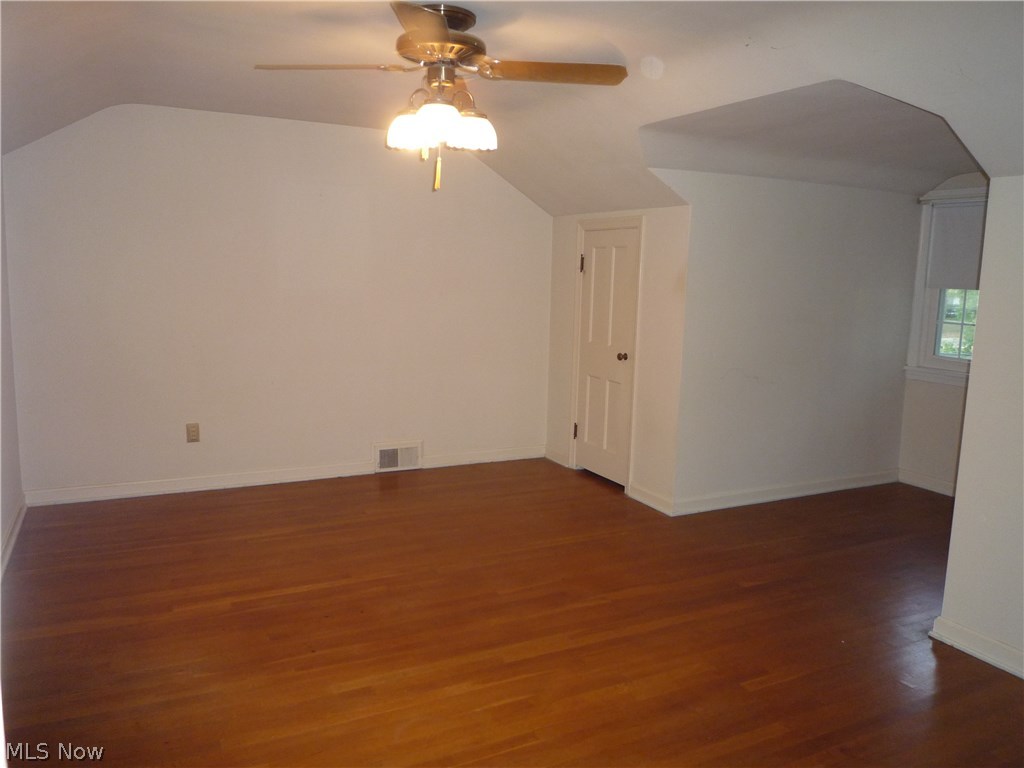 724 Quilliams Road Cleveland Heights, OH 44121 - Photo 7 of 19 Gallery Image 7