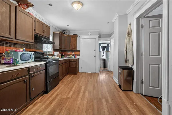 $250,000 | 912 Cutler Street, Schenectady, NY 12303