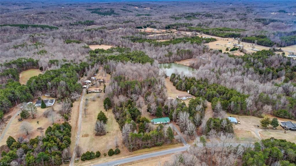 260 Pepper Road Reidsville, NC 27320 - Photo 9 of 42 Gallery Image 9