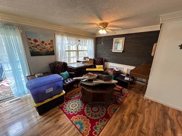 $215,000 | 9410 Wolfe Cemetery Road, Georgetown, IN 47122