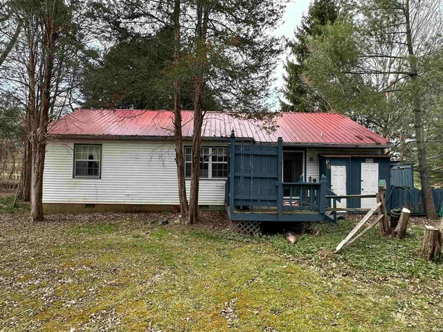 $215,000 | 9410 Wolfe Cemetery Road, Georgetown, IN 47122