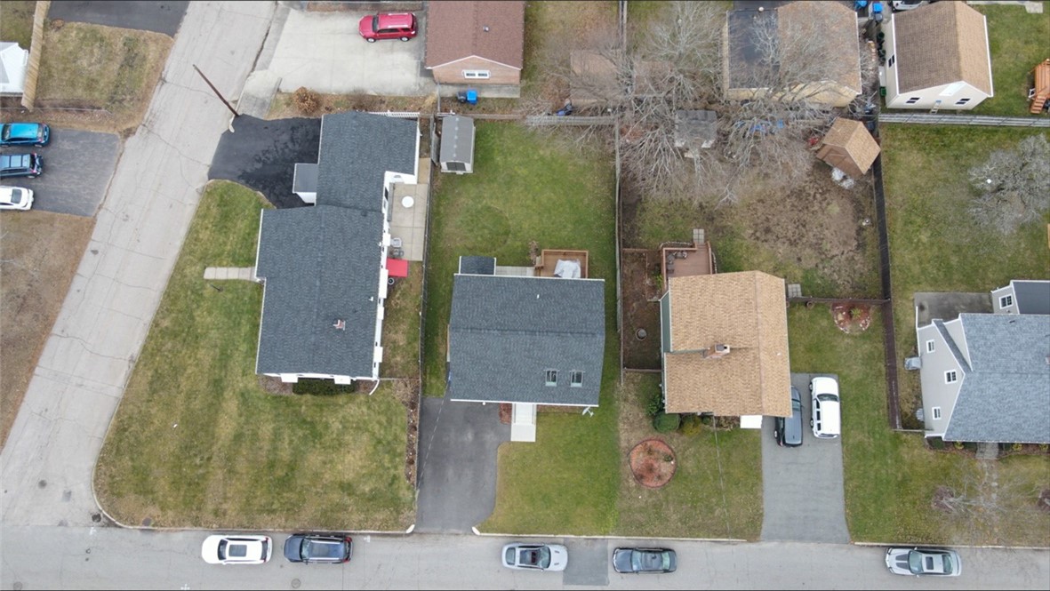 93 Maplecrest Drive Pawtucket, RI 02861 - Photo 17 of 18