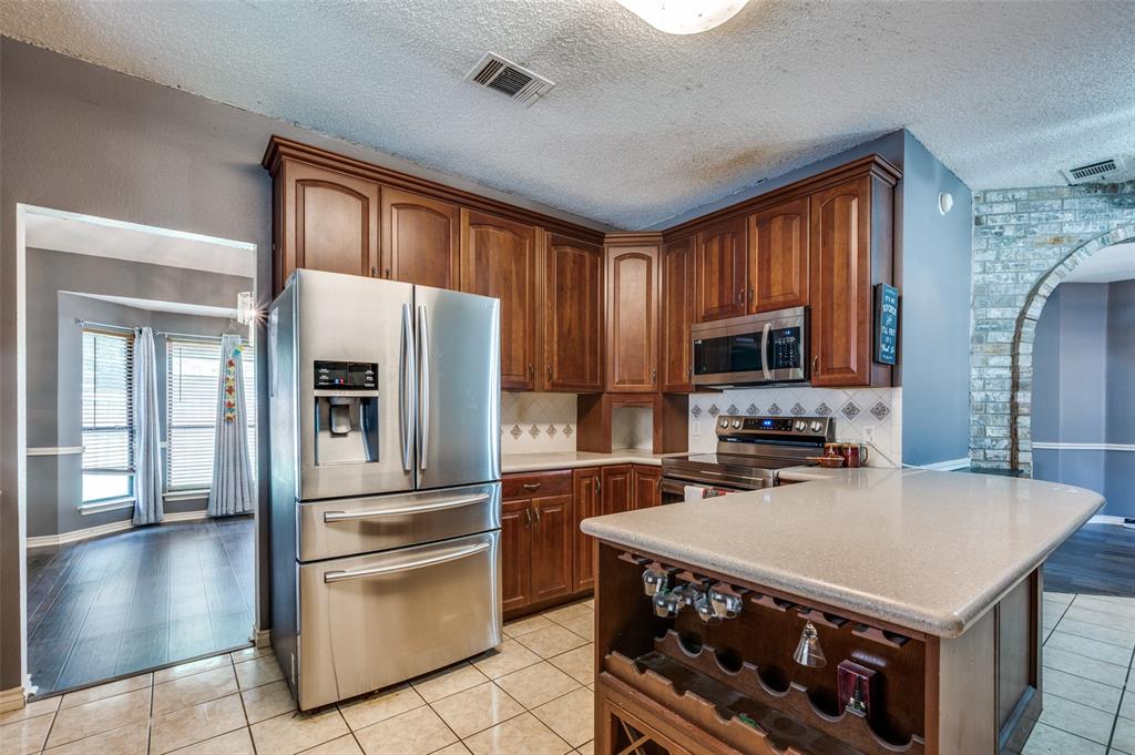 6004 Fern Meadow Road Arlington, TX 76017 - Photo 12 of 25