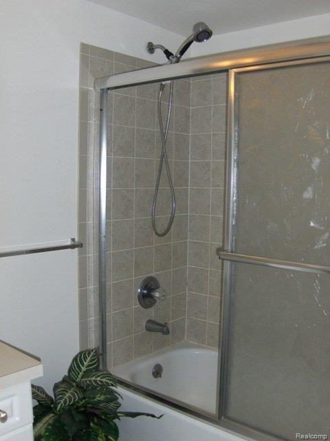 3727 Oakmonte Boulevard, Unit 2 Rochester, MI 48306 - Photo 18 of 21 3727 Oakmonte19.JPG
