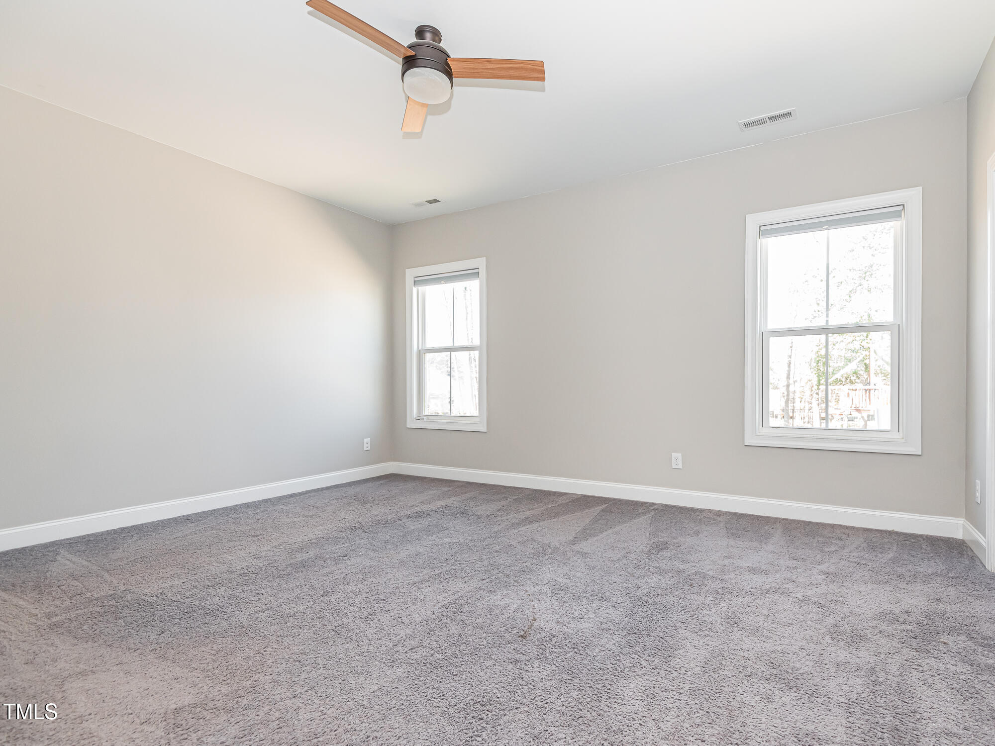 5347 Cypress Lane Raleigh, NC 27609 - Photo 32 of 57 InTrust_Realty_Lee_5347_Cypress-7041