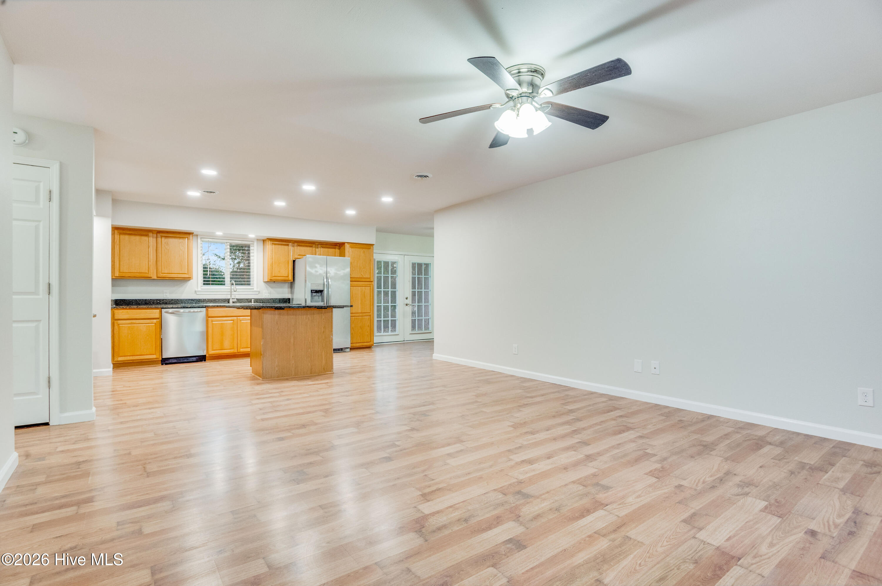 105 Timber Lane Jacksonville, NC 28540 - Photo 3 of 36 DSC_3277