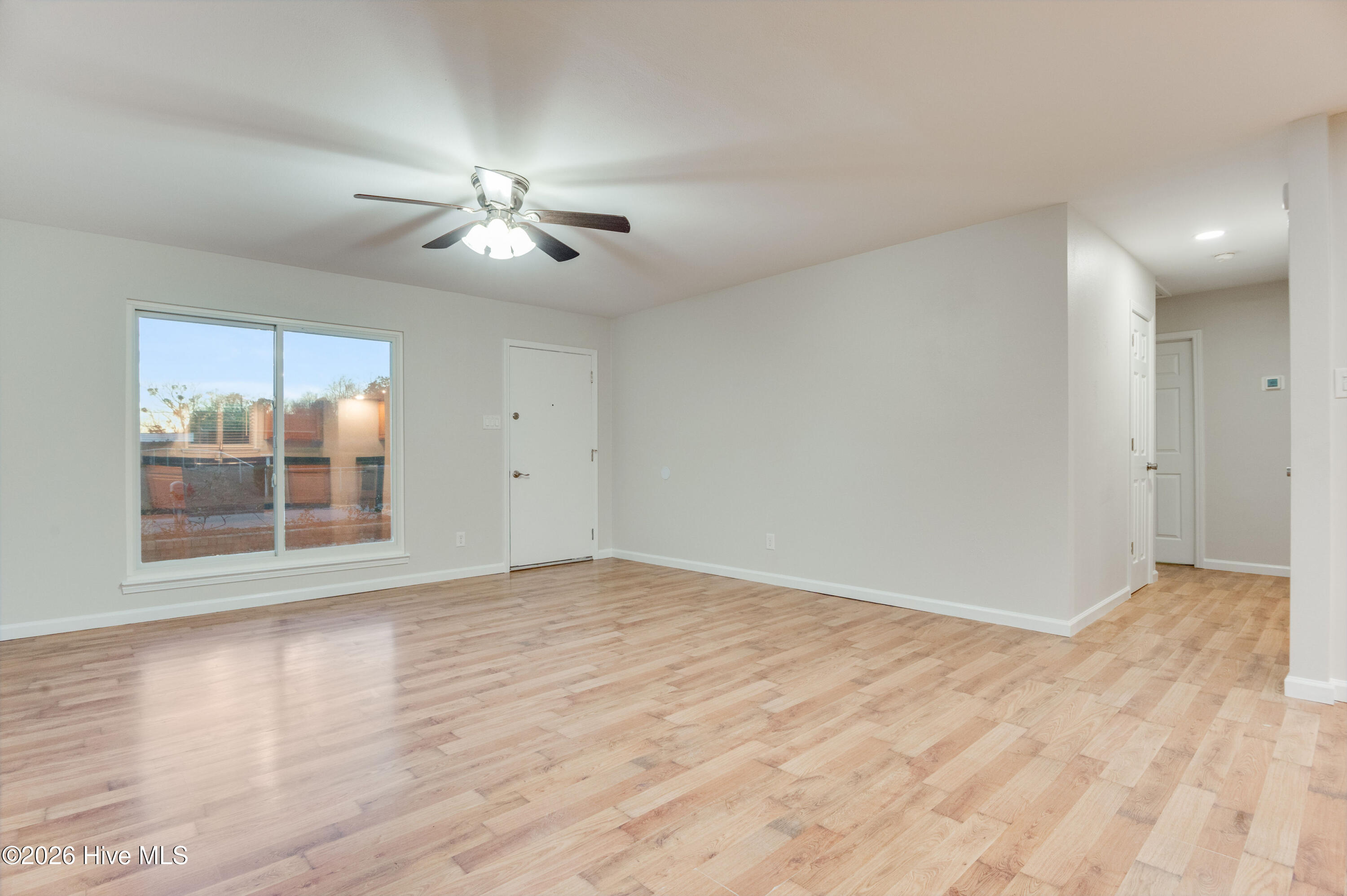 105 Timber Lane Jacksonville, NC 28540 - Photo 5 of 36 DSC_3287