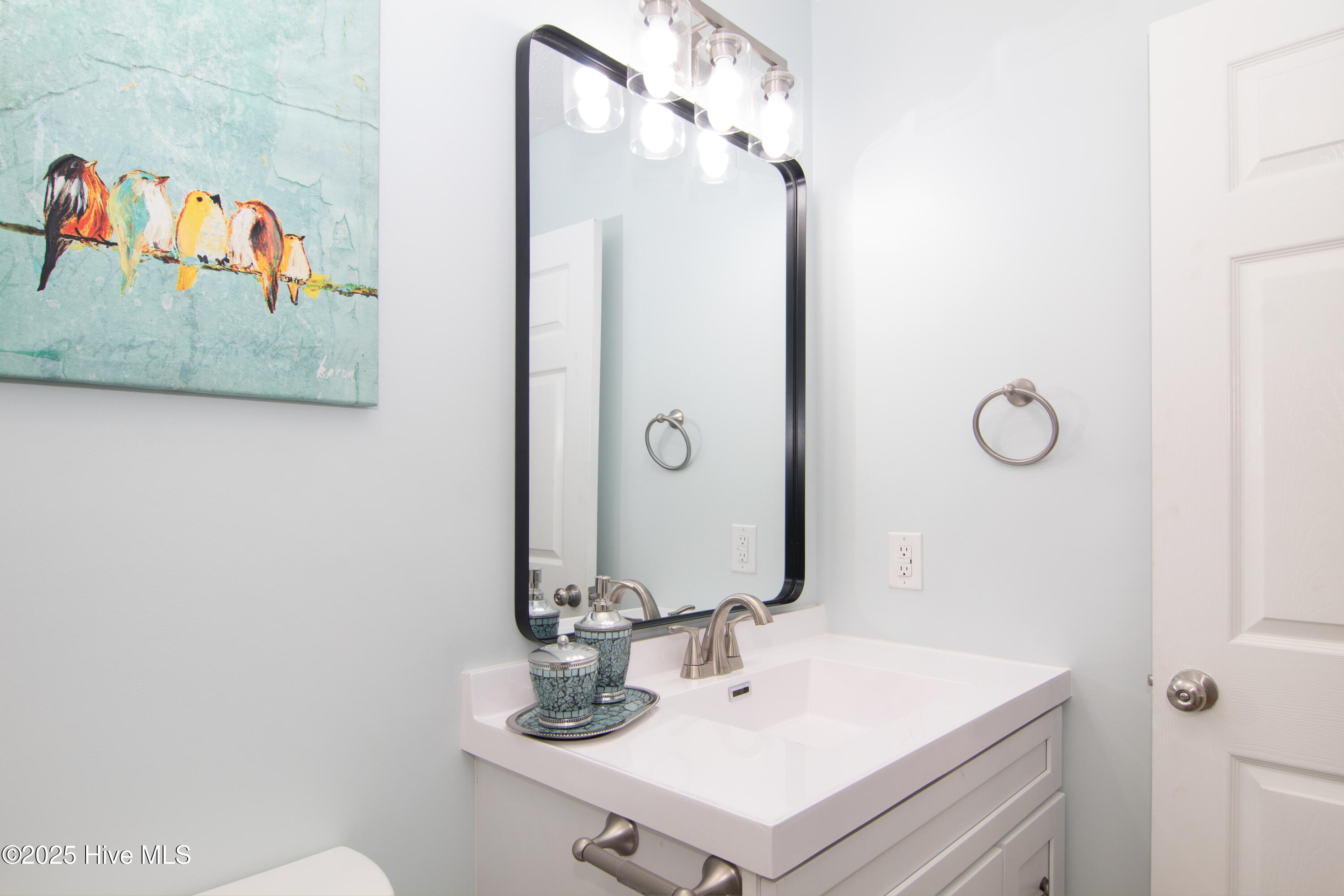 321 Hickory Road Southport, NC 28461 - Photo 18 of 36 Master Bath