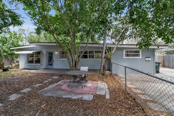 $304,900 | 2317 2nd Avenue East, Bradenton, FL 34208