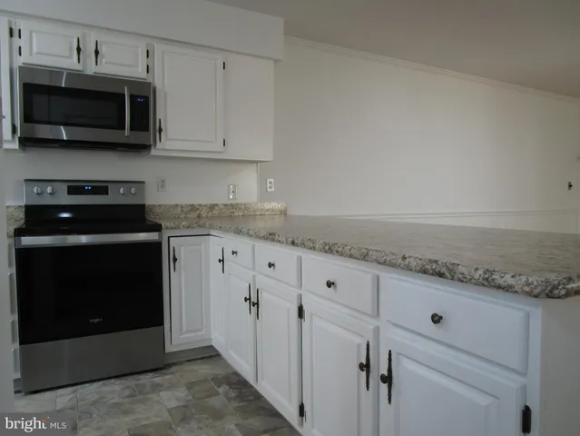 $1,850 | 943 Silver Lake Boulevard, Dover, DE 19904