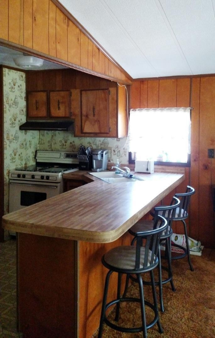 16709 Schofield Road Hersey, MI 49639 - Photo 7 of 19 Snack Bar