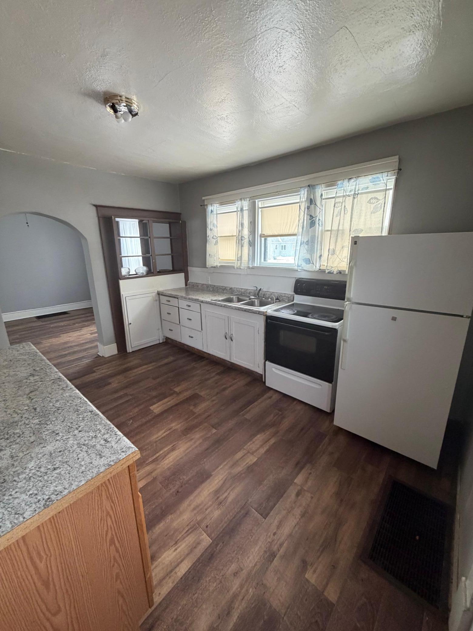 205 3rd Street West Ada, MN 56510 - Photo 5 of 10