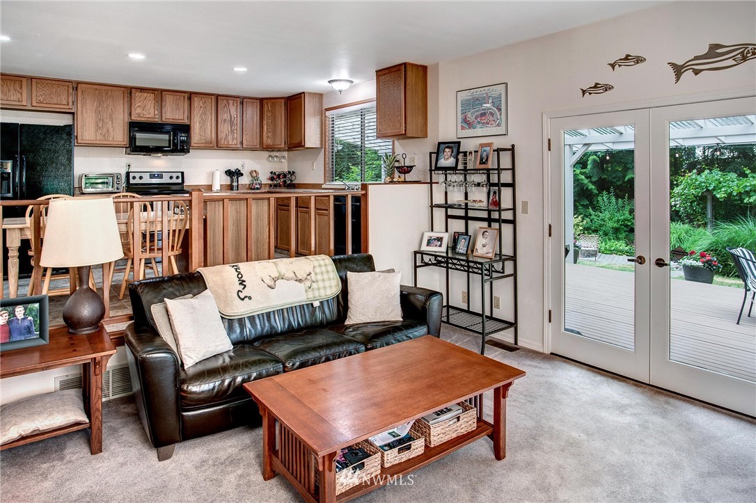 19829 1st Avenue West Bothell, WA 98012 - Photo 8 of 40