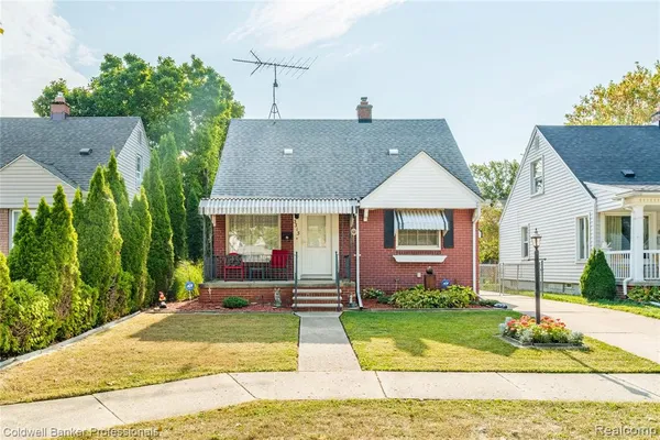 $238,500 | 3313 Hollywood Street, Dearborn, MI 48124