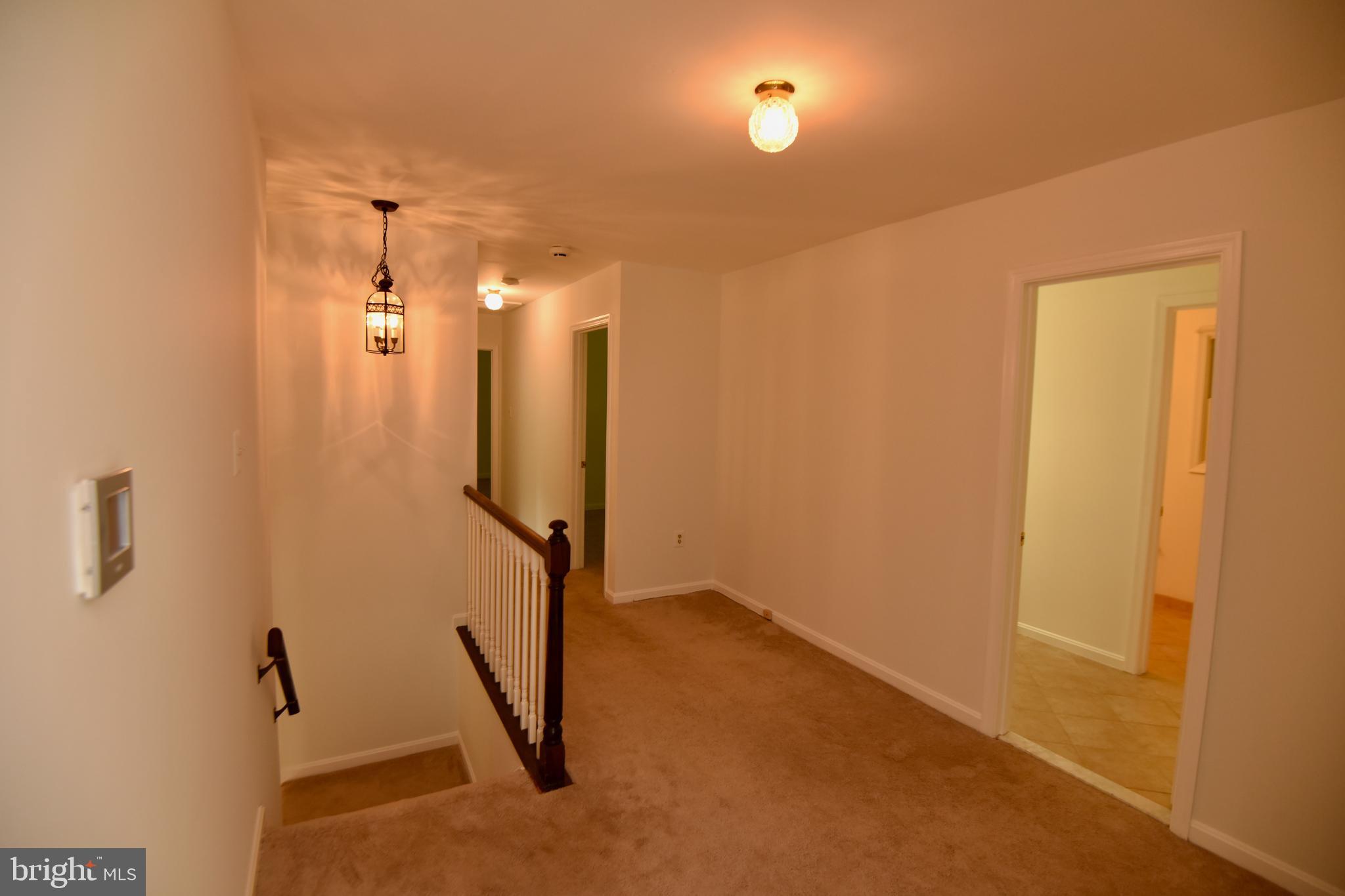 735 Ridge Drive McLean, VA 22101 - Photo 17 of 37 Upstairs Hallway
