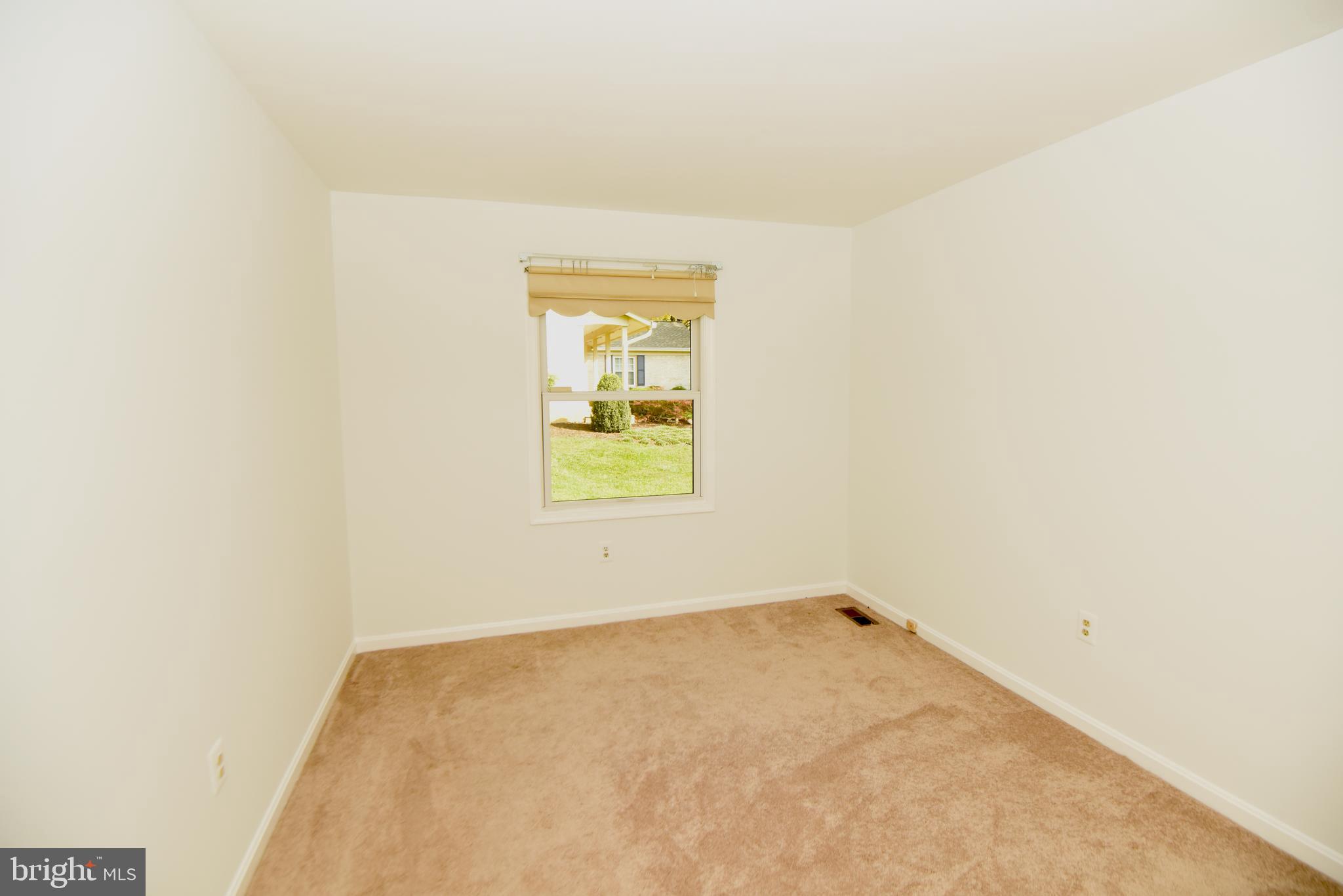 735 Ridge Drive McLean, VA 22101 - Photo 18 of 37 Bedroom 2