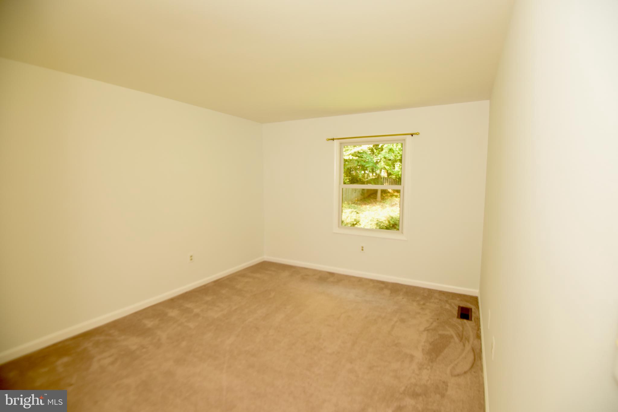 735 Ridge Drive McLean, VA 22101 - Photo 25 of 37 Bedroom 5