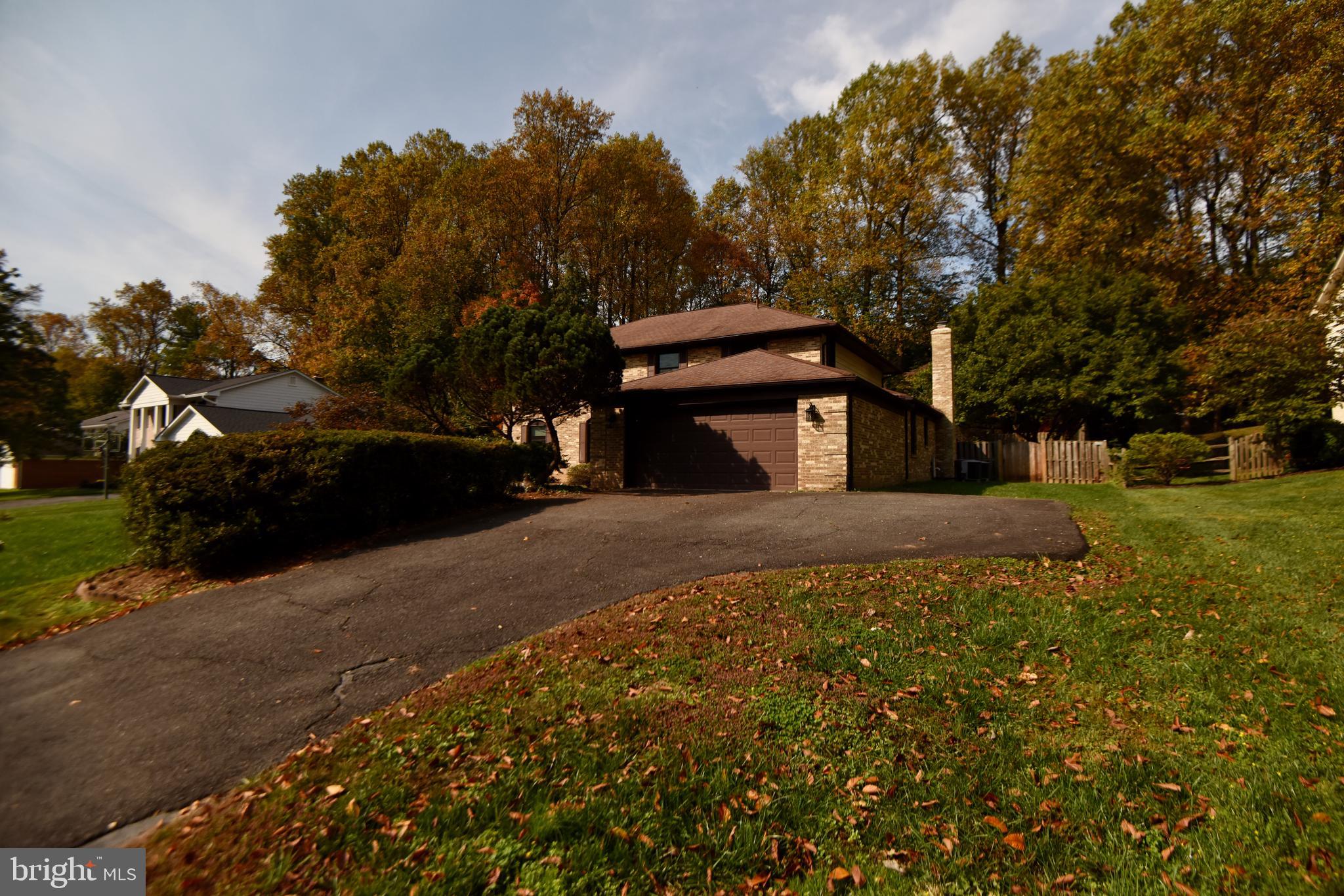 735 Ridge Drive McLean, VA 22101 - Photo 35 of 37 Driveway