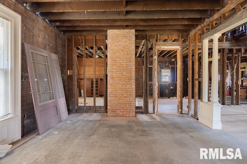 522 5th Street Lacon, IL 61540 - Photo 4 of 19 Gallery Image 4