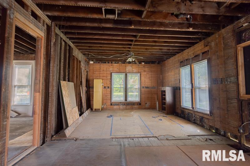 522 5th Street Lacon, IL 61540 - Photo 5 of 19 Gallery Image 5