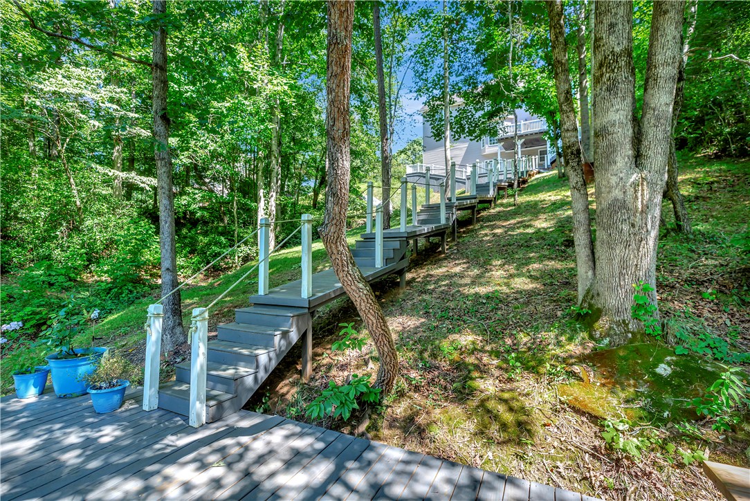 237 Stone Pond Way Seneca, SC 29678 - Photo 43 of 48 Gallery Image 43