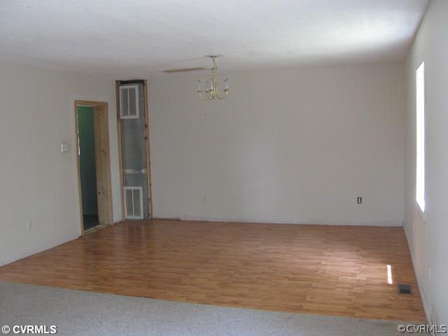 8611 Crumps Mill Road Quinton, VA 23141 - Photo 5 of 13 Dining Room