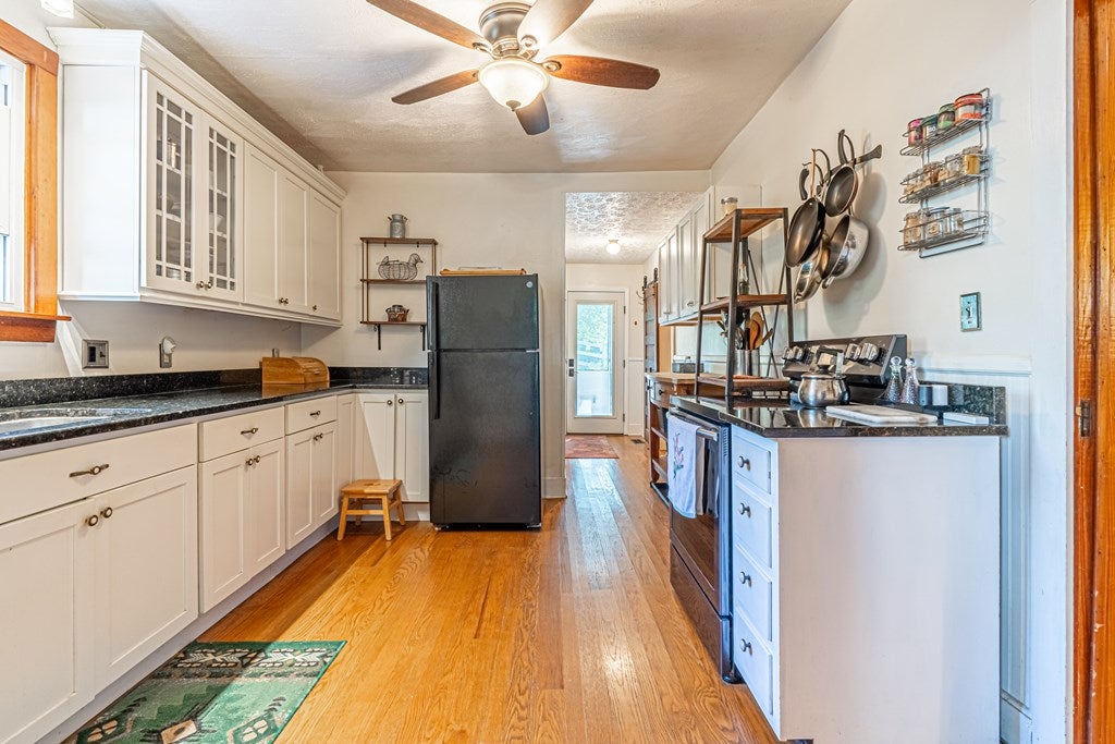 30343 Old Saltworks Road Meadowview, VA 24361 - Photo 12 of 70 Gallery Image 12