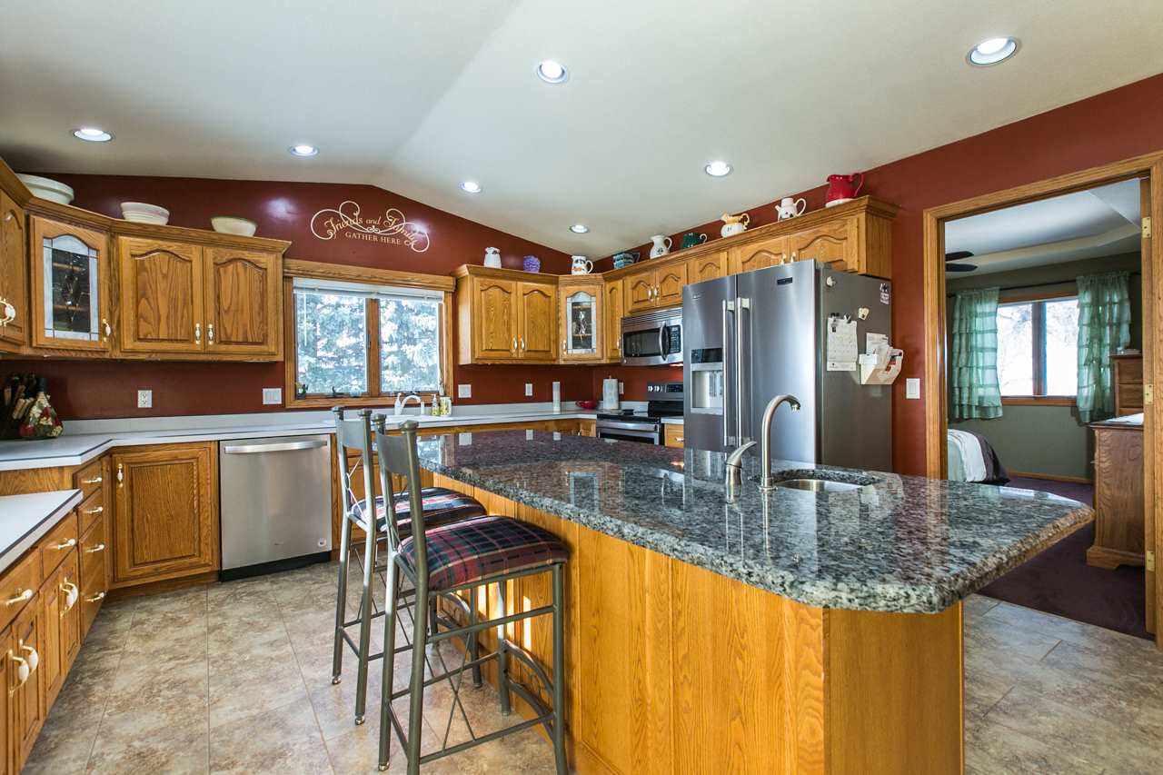 2287 Heacock Road Dubuque, IA 52002 - Photo 7 of 25 Gallery Image 7