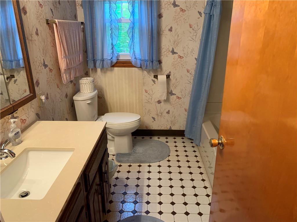 1194 Clifton Road Washington, PA 15301 - Photo 15 of 25 Gallery Image 15