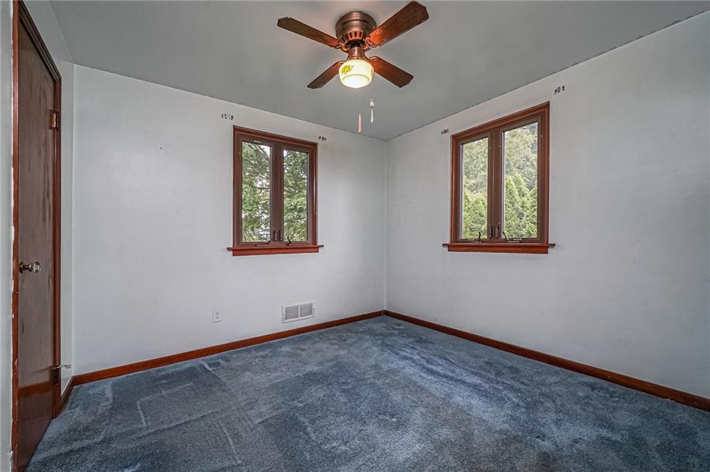 61 Forest Grove Road Coraopolis, PA 15108 - Photo 16 of 33 Gallery Image 16