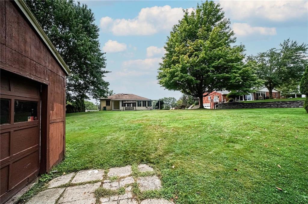 61 Forest Grove Road Coraopolis, PA 15108 - Photo 27 of 33 Gallery Image 27