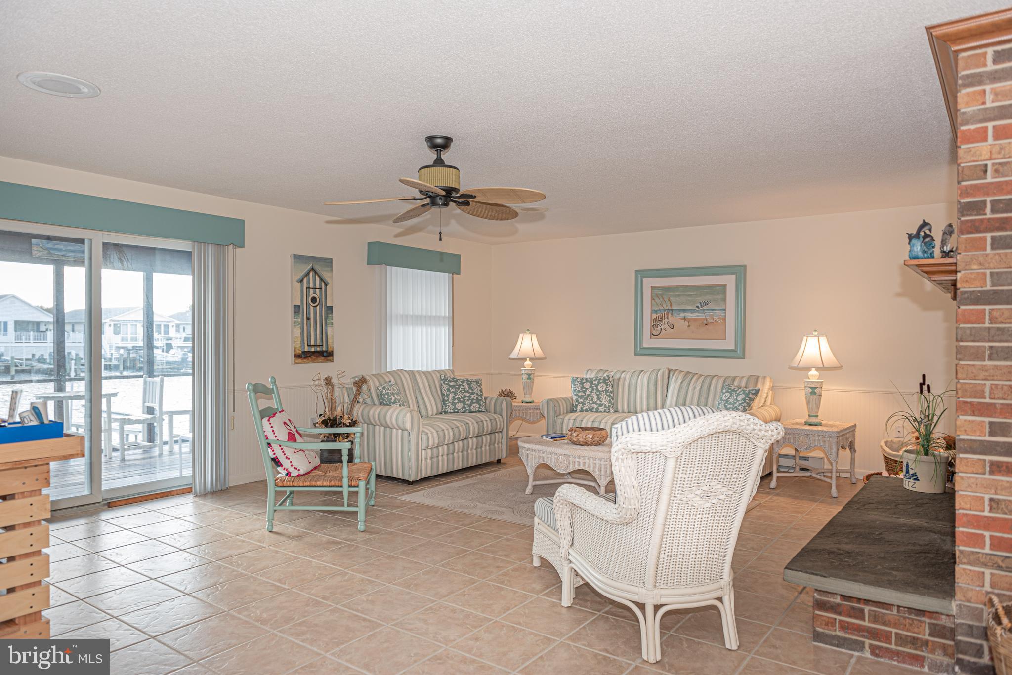 705 South Surf Road Ocean City, MD 21842 - Photo 73 of 98 Living room area WALKOUT level