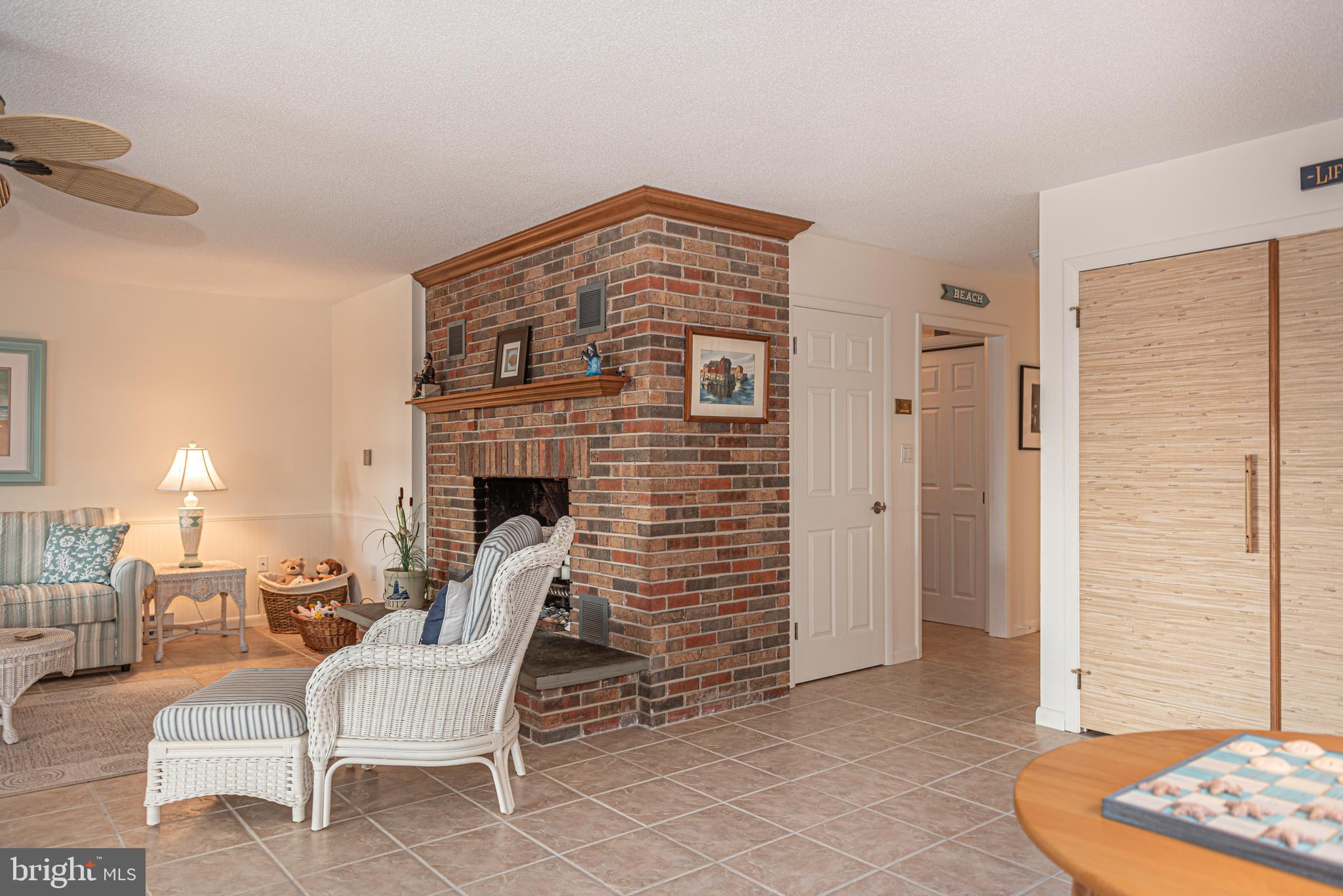 705 South Surf Road Ocean City, MD 21842 - Photo 74 of 98 Living room area WALKOUT level