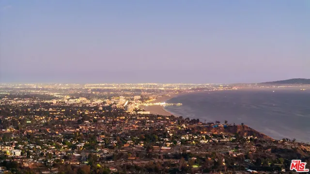 $8,995,000 | 1058 Vista Grande Drive, Pacific Palisades, CA 90272