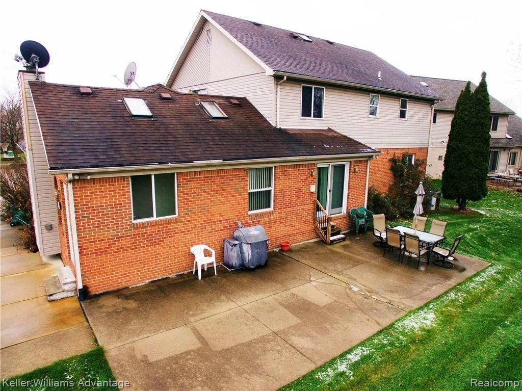 1153 Millbrook Road Canton, MI 48188 - Photo 7 of 29 7.jpg